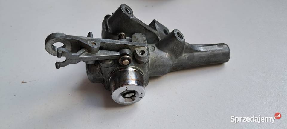 Stacyjka Mercedes ciężarowe starsze modele osobowe Luzino