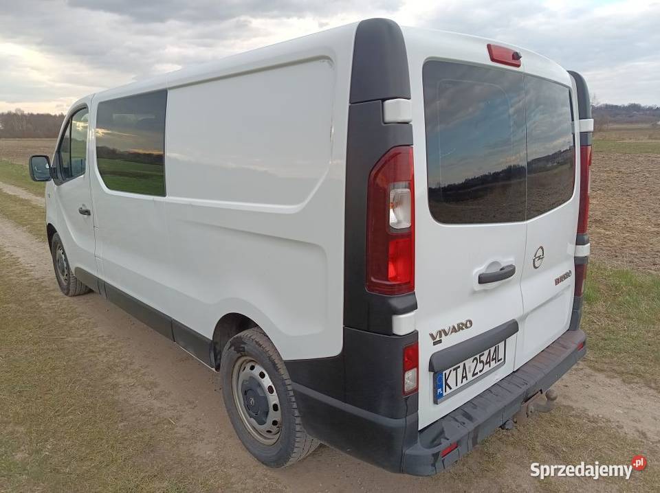 Opel Vivaro Trafic stan kamper przeczytaj opis nawigacja GPS Tarnów