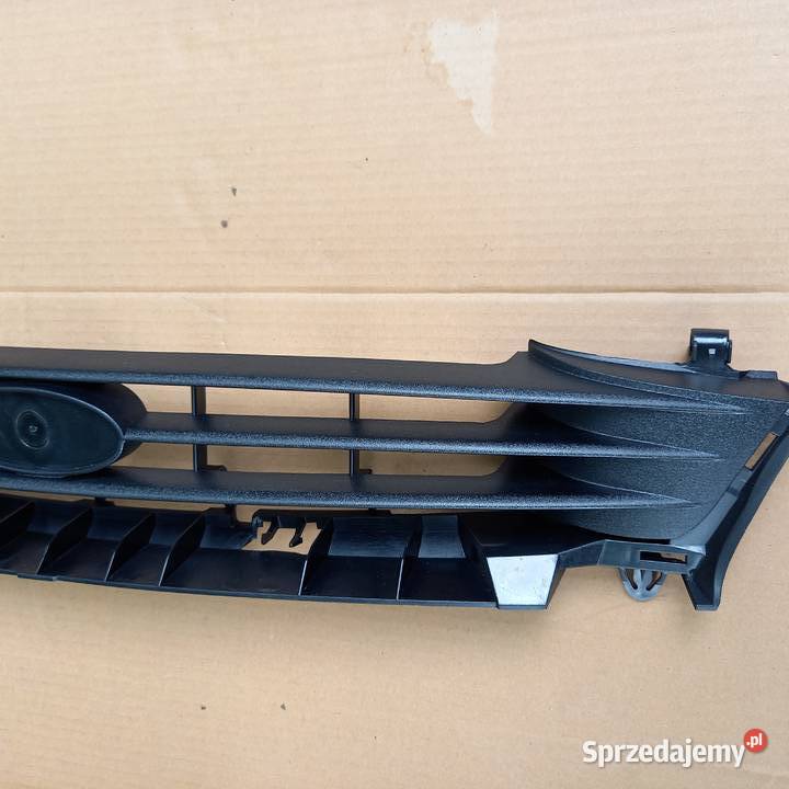 1109355YS6X8A133FD osobowe