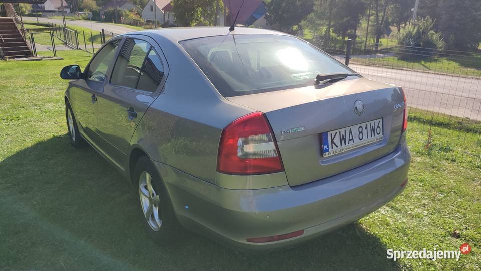 Salon POLSKA oryginalny przebieg BEZWYPADKOWY