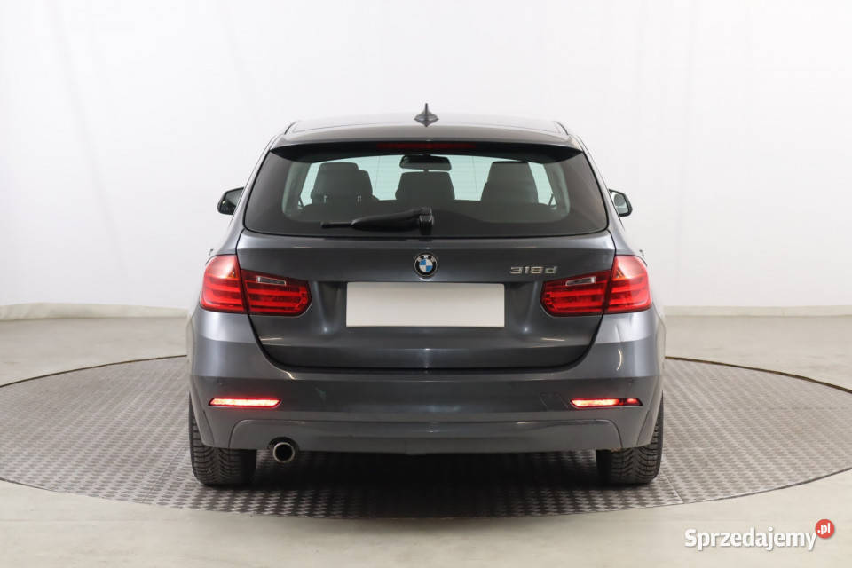 BMW 3 318 d Rok produkcji 2014 Zabrze