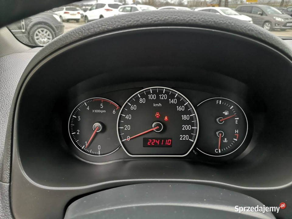 Fiat Sedici 19 Multijet 120 Klimatronik Naped 4 światła przeciwmgielne Strzegom