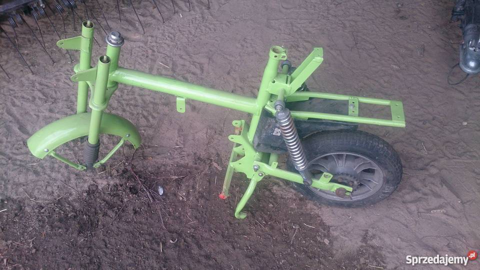 Rama motorynka m1 z dokumentami