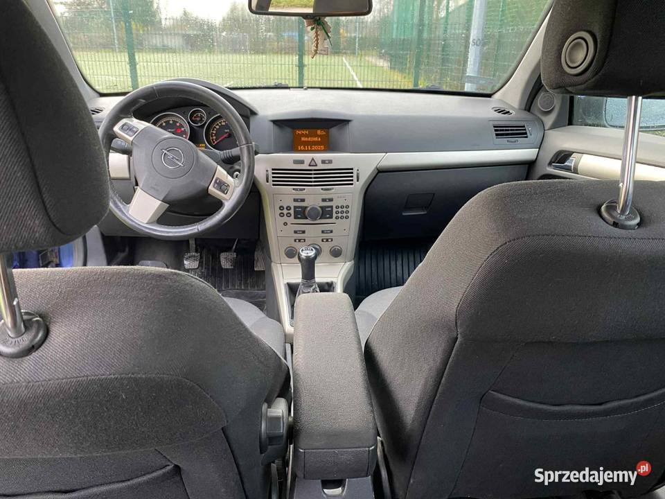 Opel Astra H Sprzedam opla Astrę h 16 LPG Hatchback Ksawerów