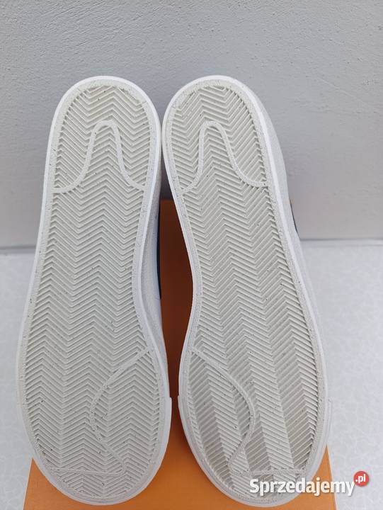 Buty Nike Blazer MID 77 rozmiar 44 długość czarny