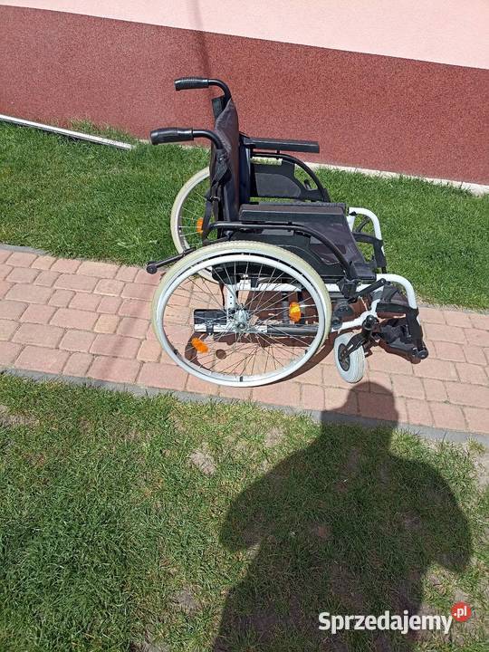 Wózek inwalidzki BREEZY BASIX