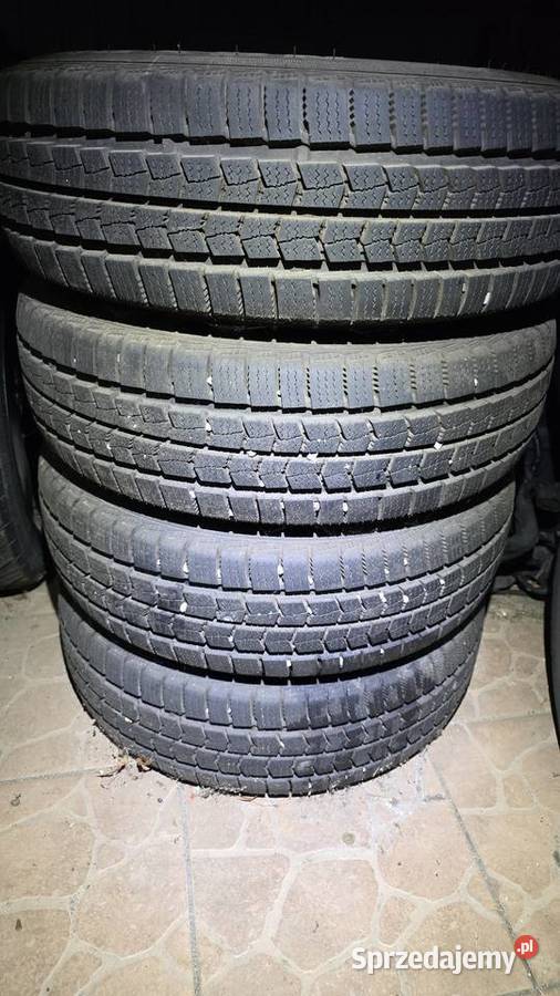 Koła zimowe vw T4 1957015C Samochodowe