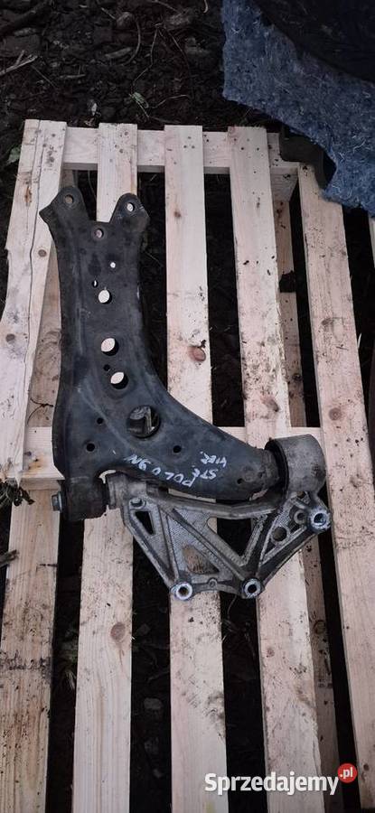 Wachacz lewy Vw Polo 9N Słupsk sprzedam