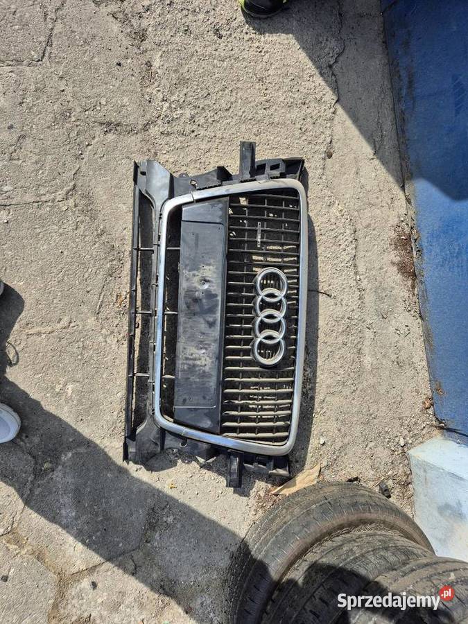 Audi OE 8R0853651 atrapa chłodnicy grill Pionki