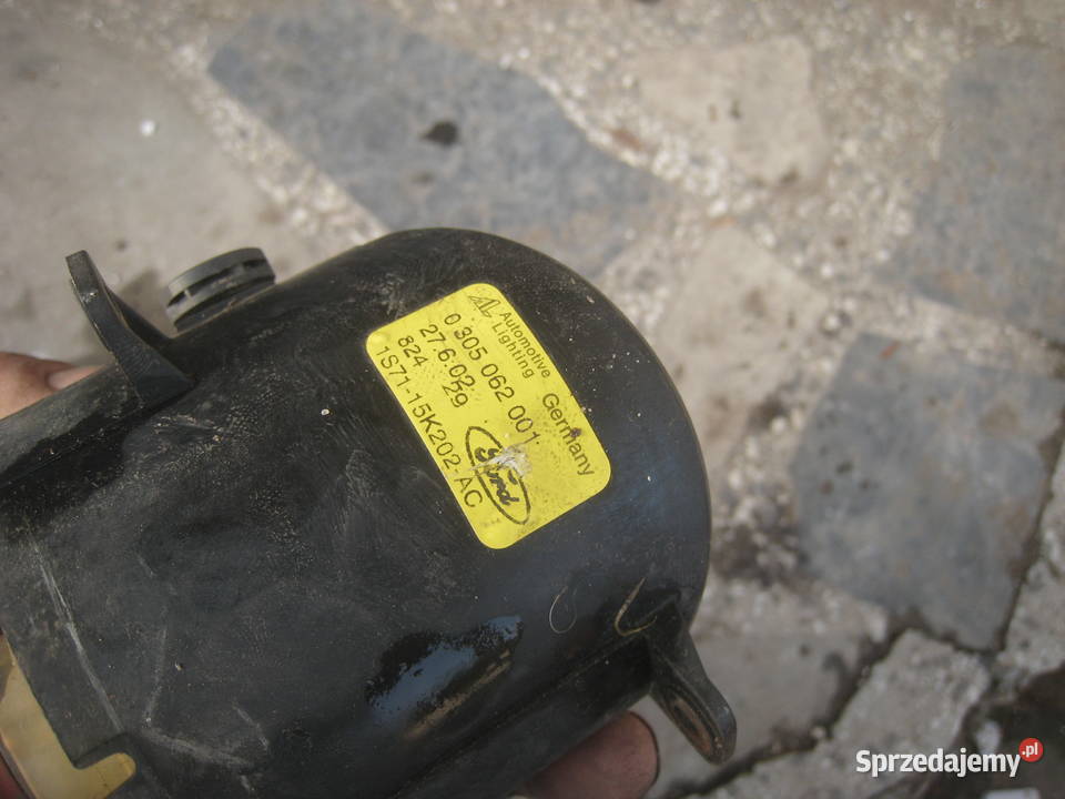 Lampa przeciwmgielna lewa halogen Ford Mondeo osobowe Oświetlenie Kraków