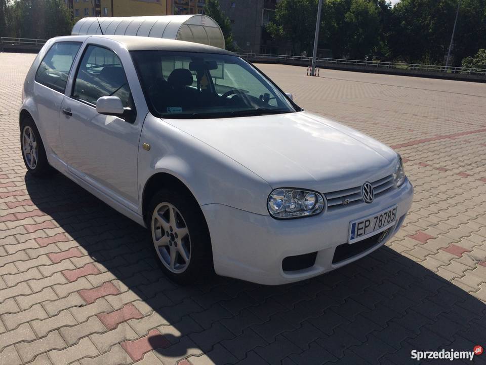 Golf 4 z pakietem wizualnym R32 Piotrków Trybunalski