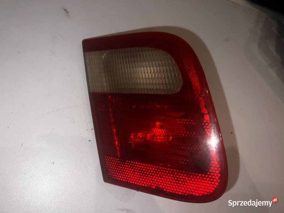 lampa tylna prawa bmw 3 318 e36 Ostrów Wielkopolski