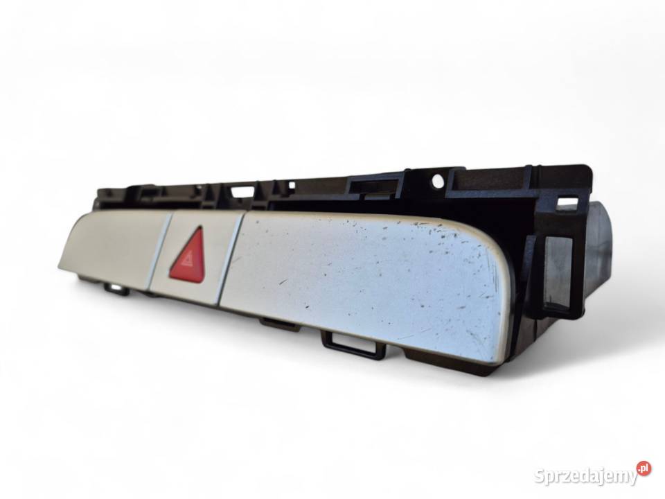 WIZYTOWNIK SCHOWEK KONSOLI AWARYJNY VW PASSAT B6 Działoszyce