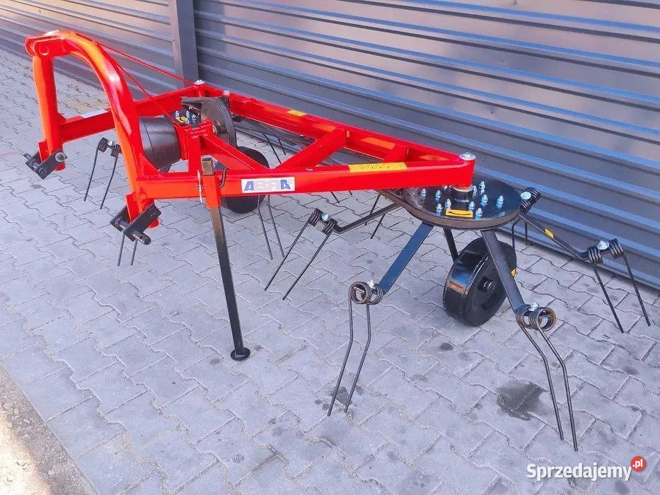 Zgrabiarka Przetrząsacz Karuzelowy Pająk nieuszkodzony Wyszków