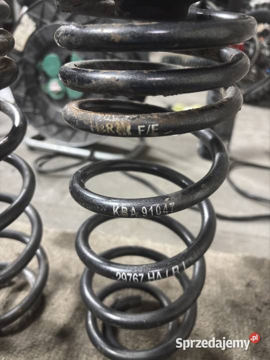 sprezyny obnizajace hr tylne audi a3 golf 4 seat Włoszczowa
