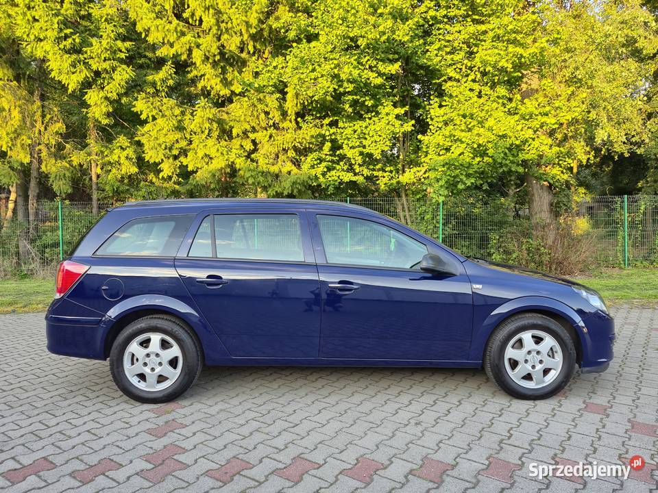 Opel Astra HSuper StanKlimaBez RdzyDoinwestowana manualna Motoryzacja Radomsko