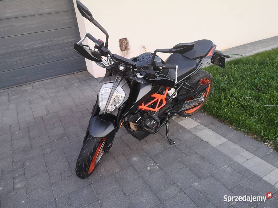 KTM Duke 2022 LED 125 3 kat B Polski salon Rok produkcji 2022 lubelskie Lublin