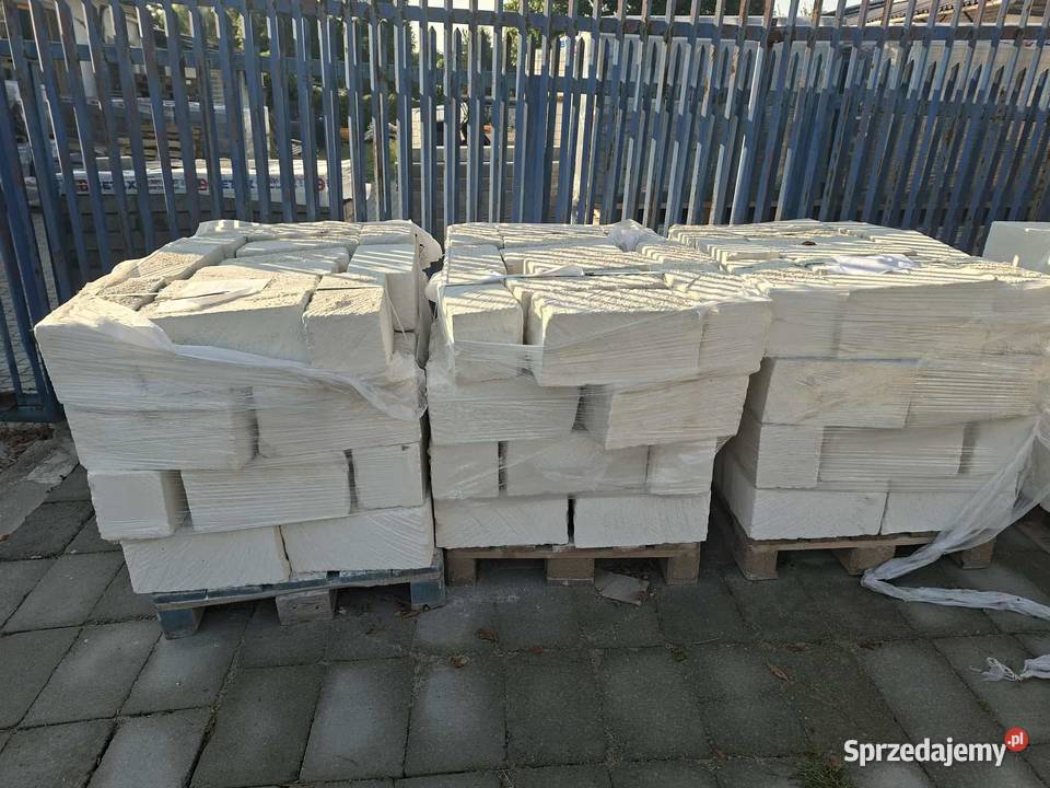 Blok z piaskowca białego BPT 390X190X188 M2580 Ułęż