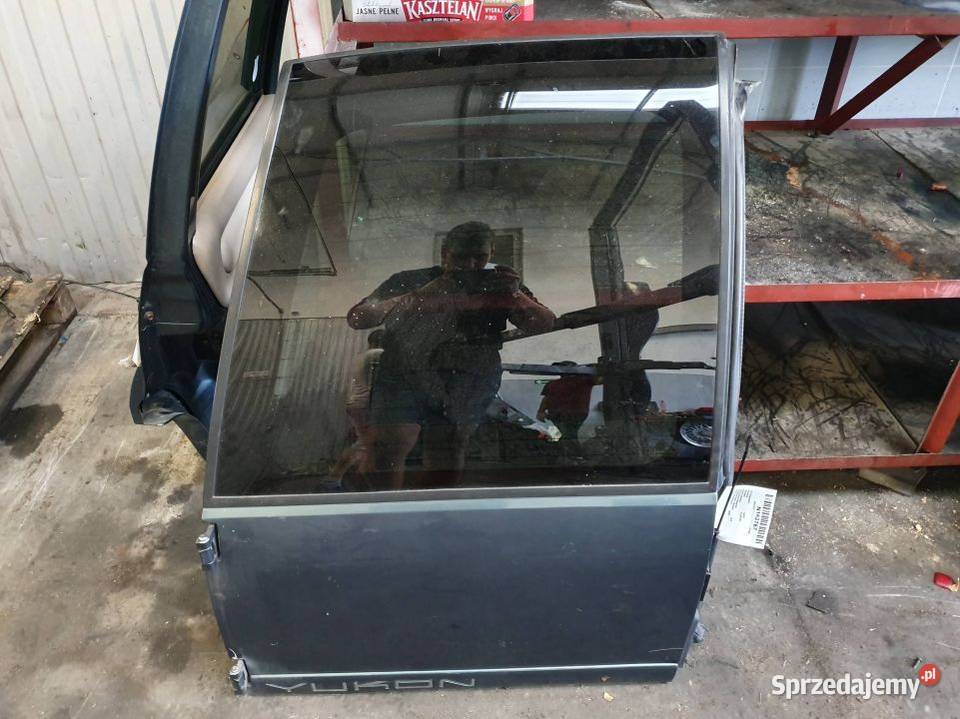 DRZWI LEWE TYŁ GMC YUKON DENALI BARN DOORS Lipno