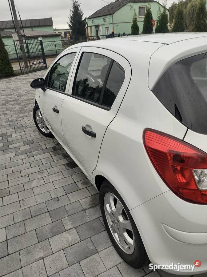 Opel Corsa D 13 CDTI produkcji 2014 kujawsko-pomorskie Nasiegniewo