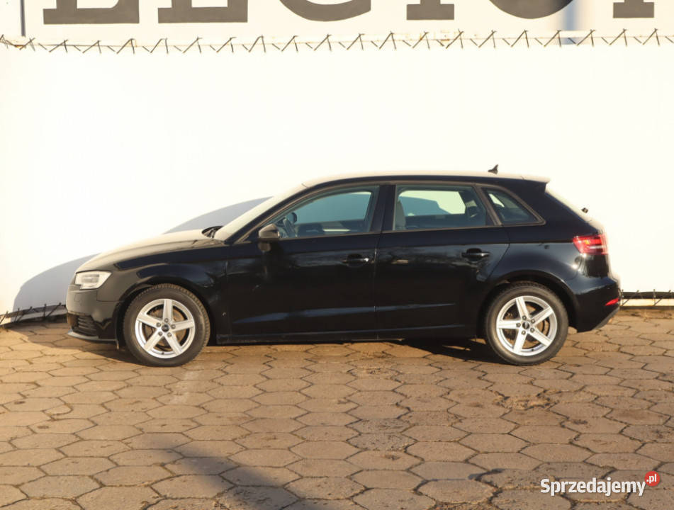 Audi A3 15 TFSI wspomaganie kierownicy sprzedam