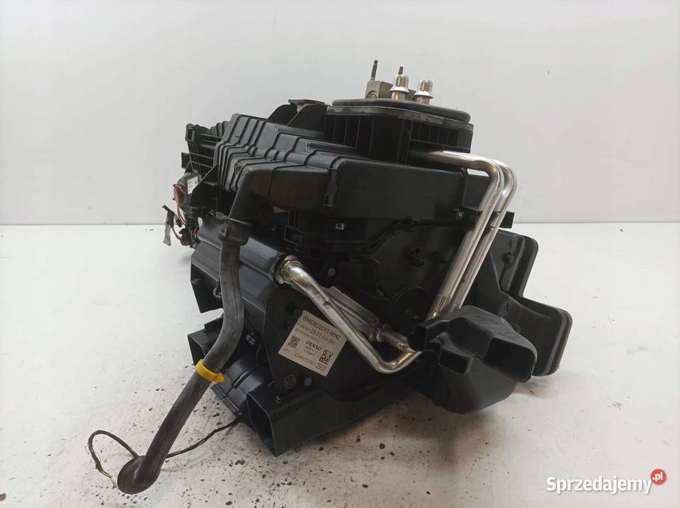 NAGRZEWNICA W2469061601 MercedesBenz CLAklasa I Rok produkcji 2015 Nagrzewnice świętokrzyskie sprzedam