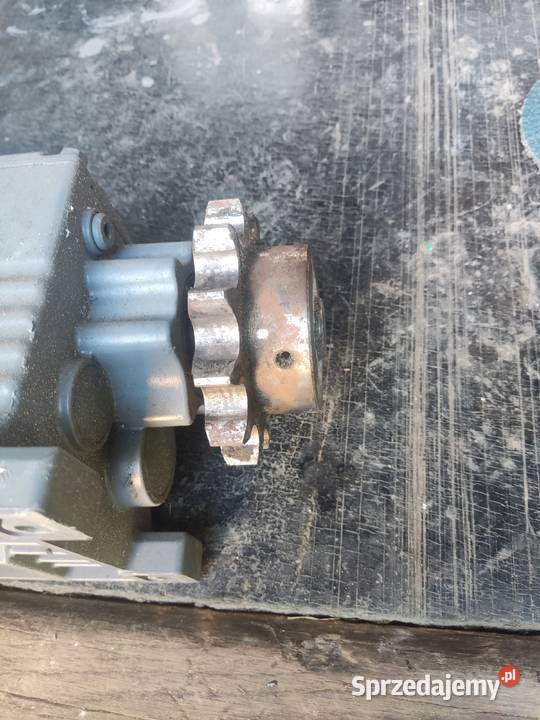 Motoreduktor prosty mocowanie łapy SEW 400 V 055 Libusza