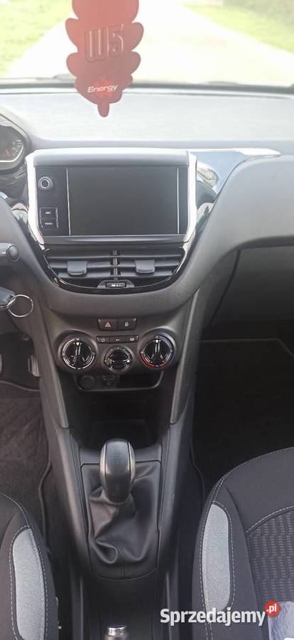 Peugeot 208 super stan kurtyny powietrzne łódzkie Bełchatów