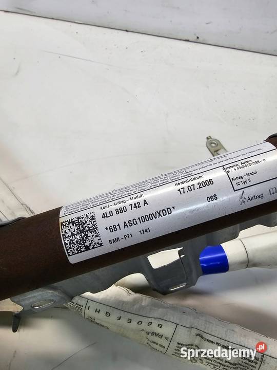 KURTYNA POWIETRZNA PRAWA AUDI Q7 4L 4L0880742A osobowe śląskie Przystajń