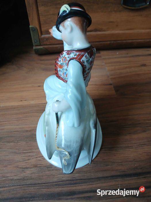 Figurka chłopaka na łabedziu Herend recznie Porcelana i szkło Kraków