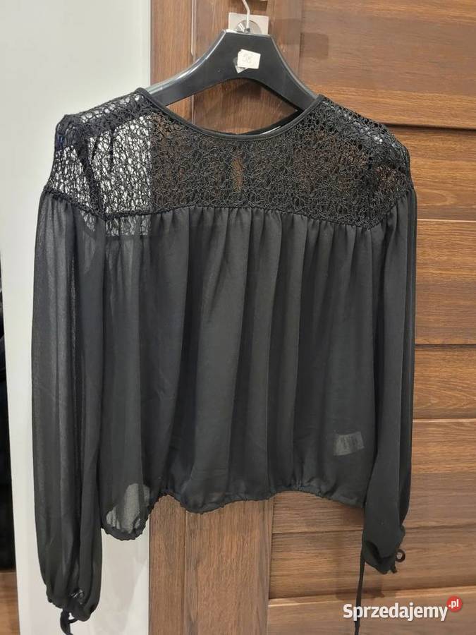 Elegancka koszula z koronką