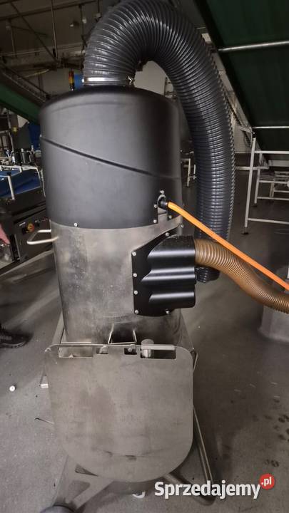 Termoformierka z podawaniem z rolki MULTIVAC