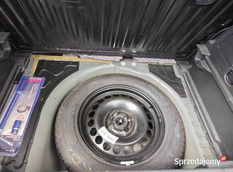 Sprzedam Opel Corsa 12 2014 stan 142618km Władysławowo