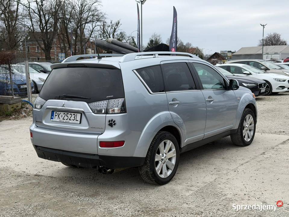 Mitsubishi Outlander 20 Diesel 2008r 4x4 Raty manualna Wrocław