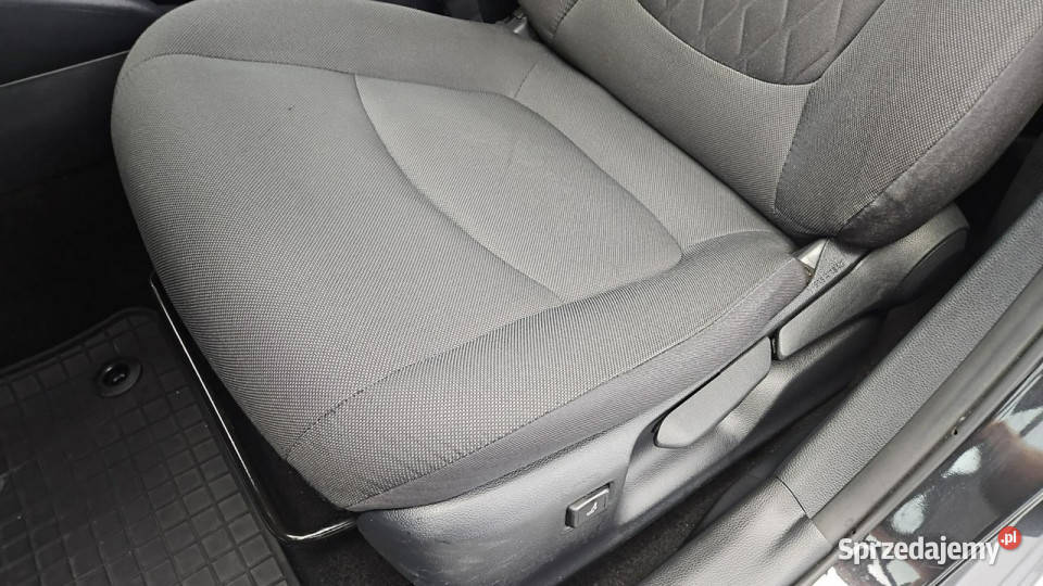 Toyota Corolla 15 Style Z Polskiego Salonu czarny Warszawa