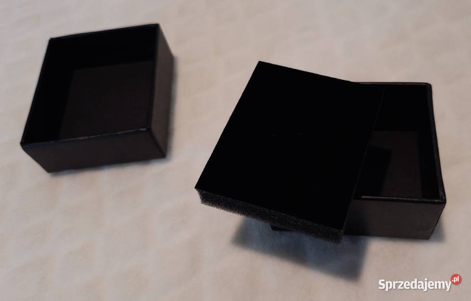 Pudełeczko na kolczyki czarne 75x63x4 Kreatywne sprzedam