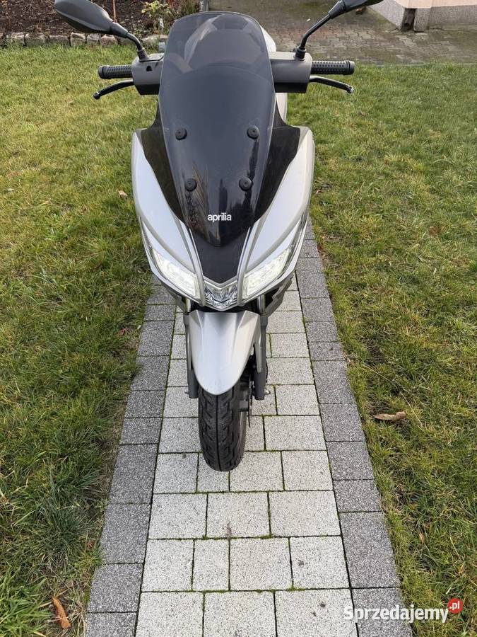 Skuter Aprilia SXR 50 nieuszkodzony