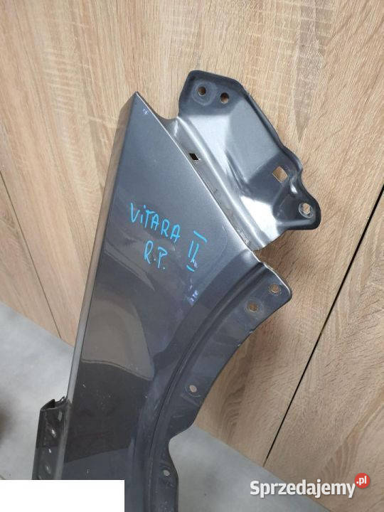Suzuki Vitara 15 błotnik prawy przód Kozubszczyzna