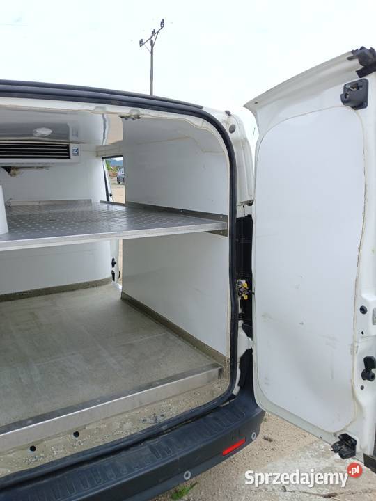 Fiat Doblo Cargo Maxi Diesel Chłodnia Izoterma Napęd przednia oś Rumia sprzedam