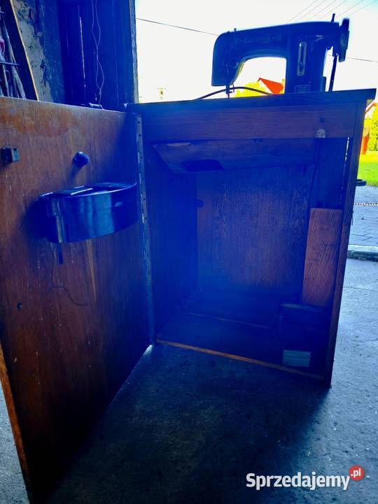 Maszyna do szycia ŁUCZNIK KL 91 Antyki Rozwadza sprzedam