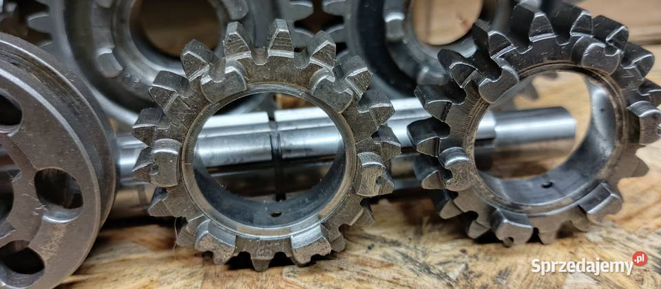 2 BMW R4 R35 zębatka wałek części r 4 r 35 emw Bydgoszcz sprzedam