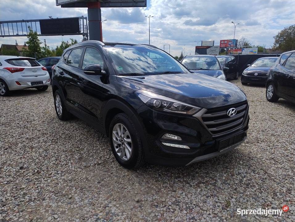 Hyundai Tucson 2016r 17 CRDi navi kamera cofania 1698cm3 Białystok