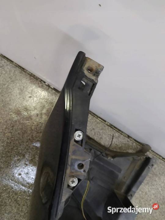 ZDERZAK PRZÓD SPRYSKI PDC CZARNY Bmw Seria 6 II Rok produkcji 2005 Części samochodowe