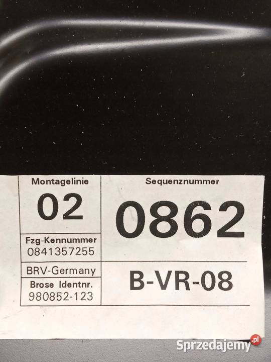 MECHANIZM SZYBY PRAWY PRZÓD 3C1837756K VW Rok produkcji 2008