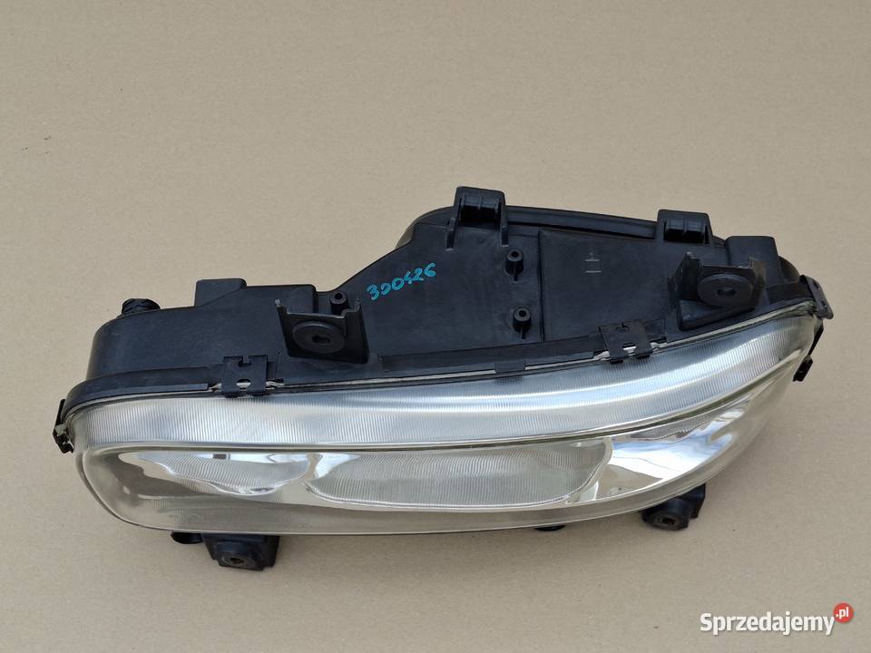 MERCEDES ATEGO LAMPA LEWA REFLEKTOR LEWY
