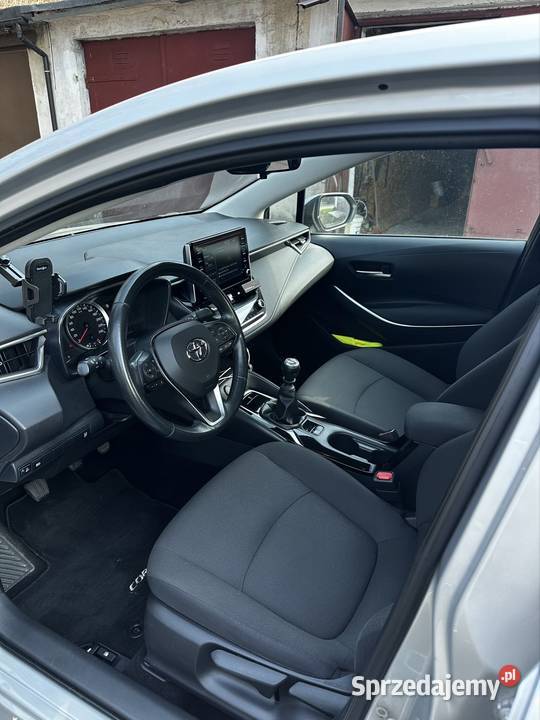 Toyota Corolla Sedan 16 LPG Polski salon 2 śląskie Rybnik
