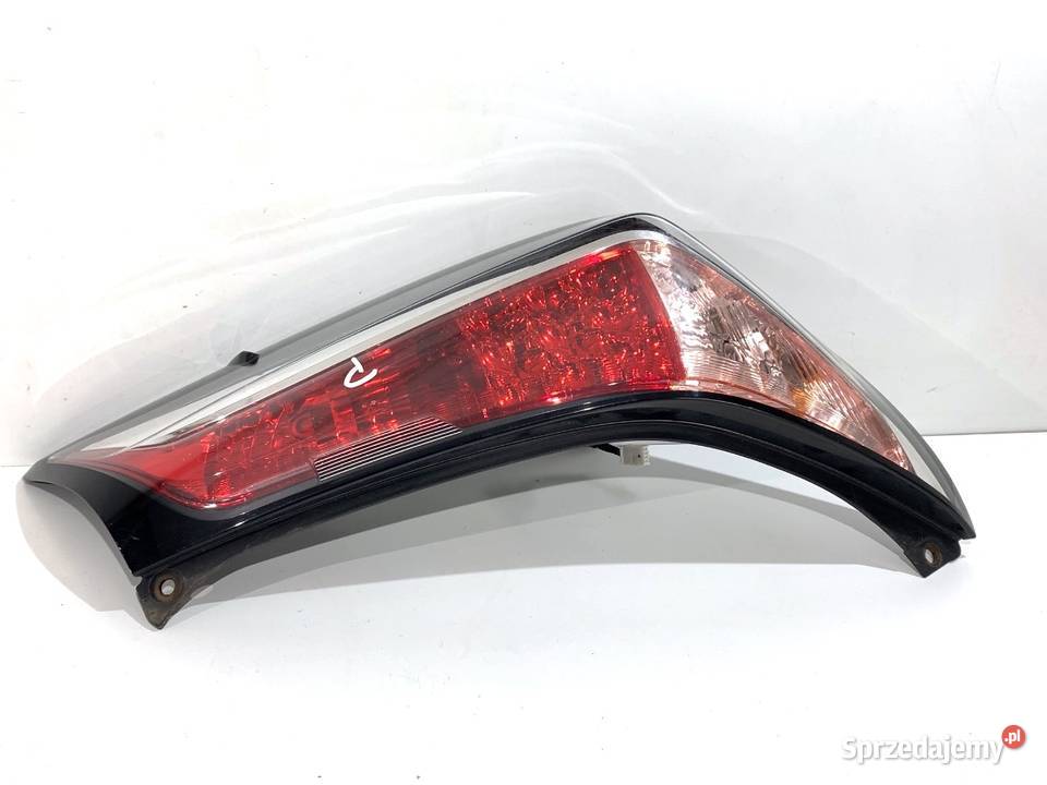 LAMPA PRAWY TYŁ TOYOTA AYGO II Hatchback ŚWIATŁO osobowe sprzedam