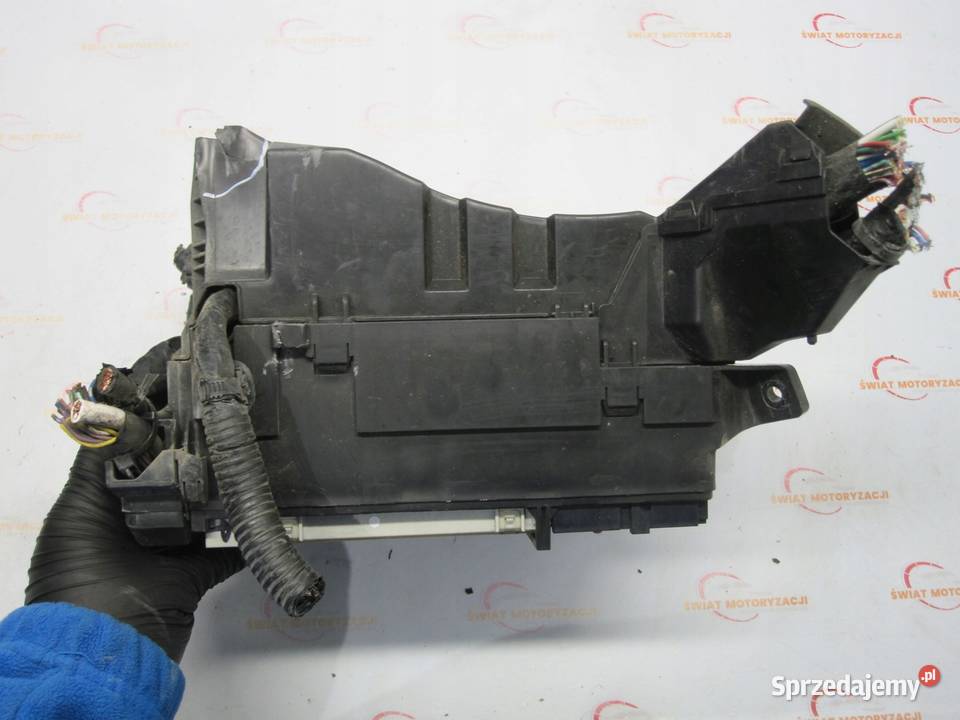 TOYOTA AVENSIS T27 III 10r skrzynka sprzedam