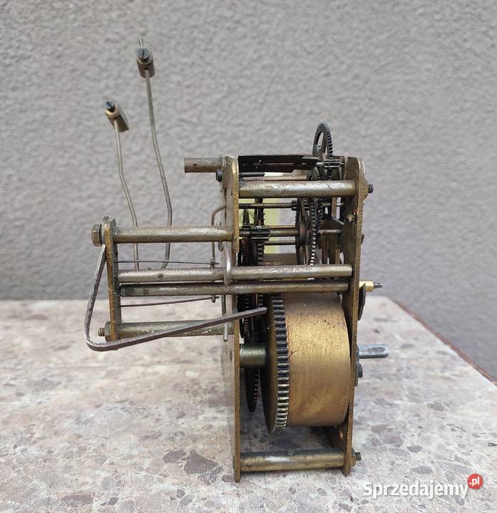 651 Mechanizm starego zegara ściennego Tczew