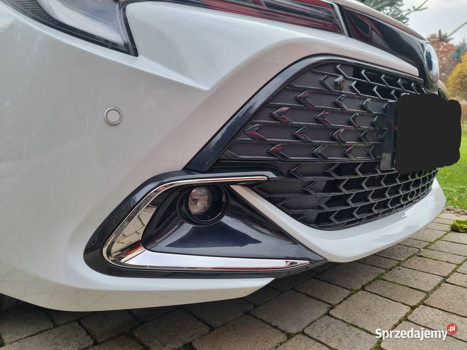 Toytota Corrolla 20 Hybrid 196 Kombi Corolla Skała sprzedam